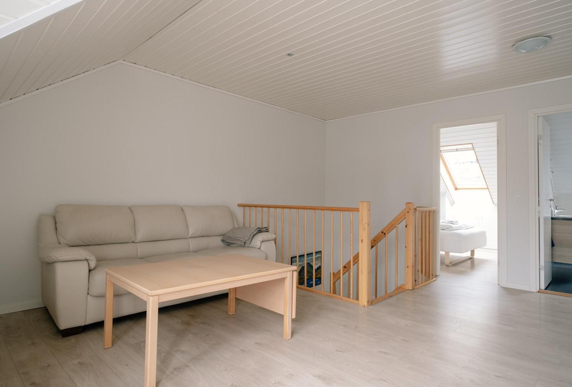 Spacious City Center Home By The Sea Klaksvik Exterior photo